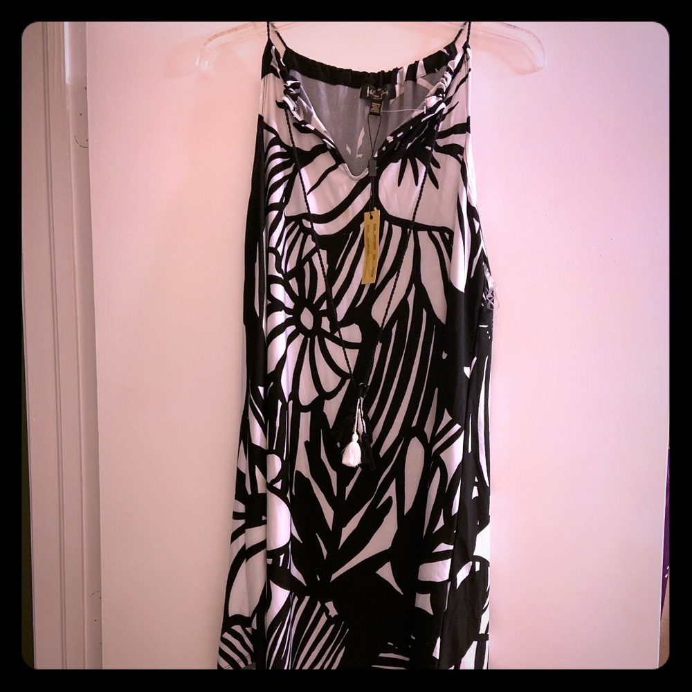 Flowy black and white floral dress